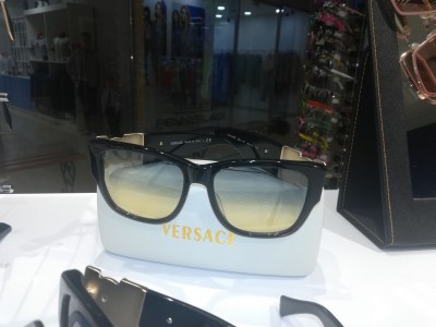 VERSACE