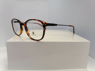 eyecroxx-4